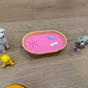 Barbie Mattel 1995 Pink Toy Pet Bed with Bone & Fish Accents